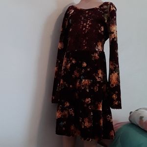 Cute dress with flower's